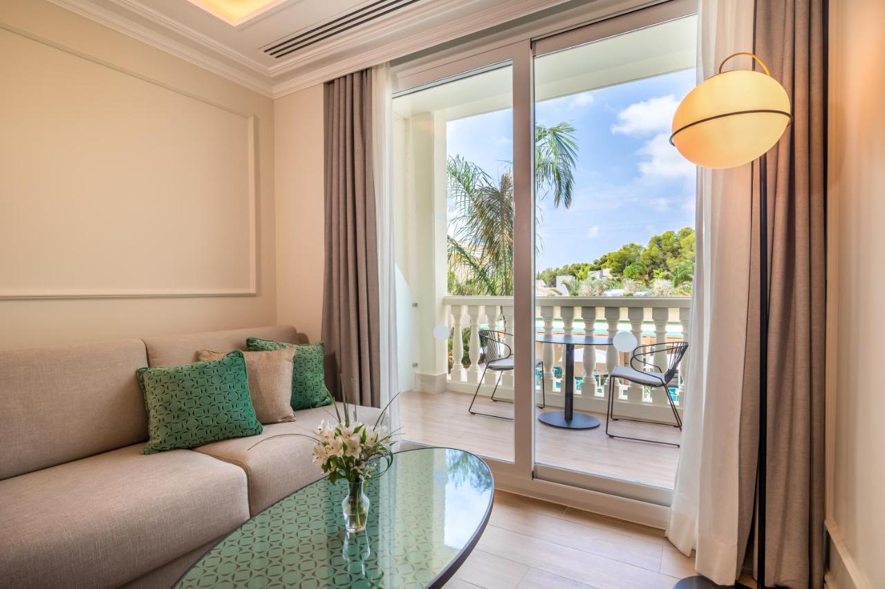 Готель Barcelo La Nucia Palms Екстер'єр фото A room at the hotel